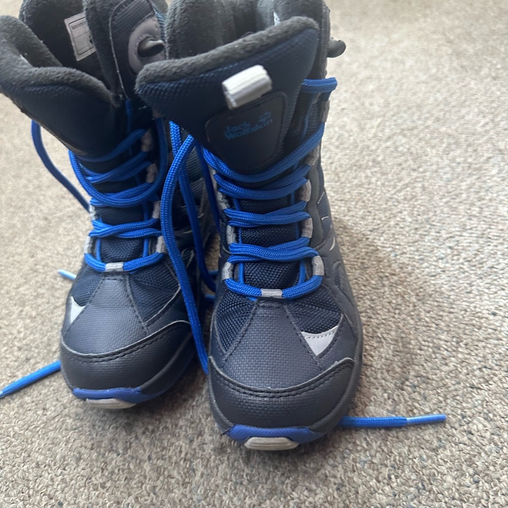 Jack‎ Wolfskin Kids' Blue and Black Boots